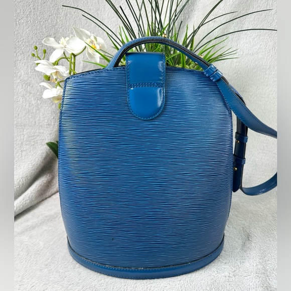 💙Vintage 1993 LV Cluny Blue Epi Leather Bucket Bag - Picture 2 of 15